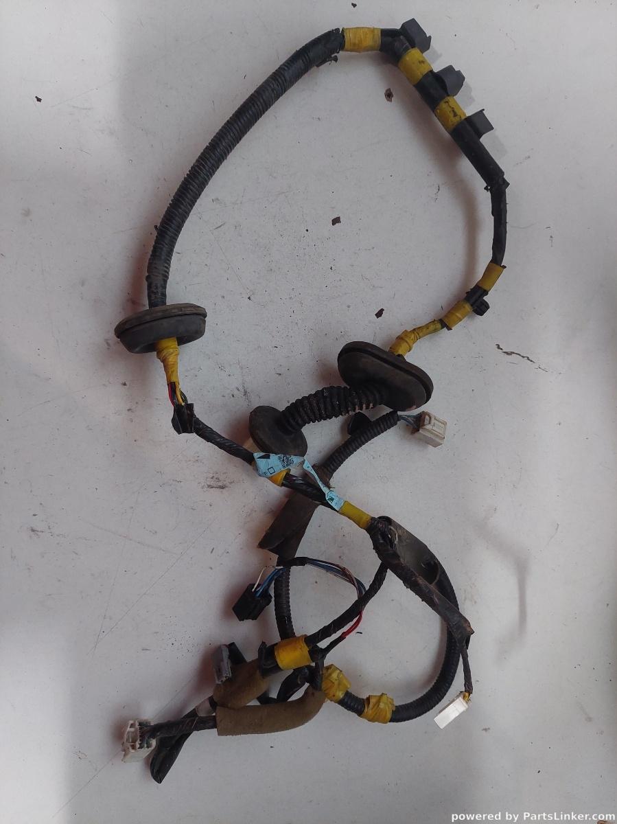 Instalatie electrica usa  dreapta spate TOYOTA LAND CRUISER J120 OEM 82154