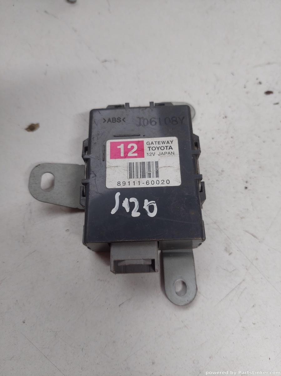 Modul electronic TOYOTA LAND CRUISER J120 OEM 8911160020