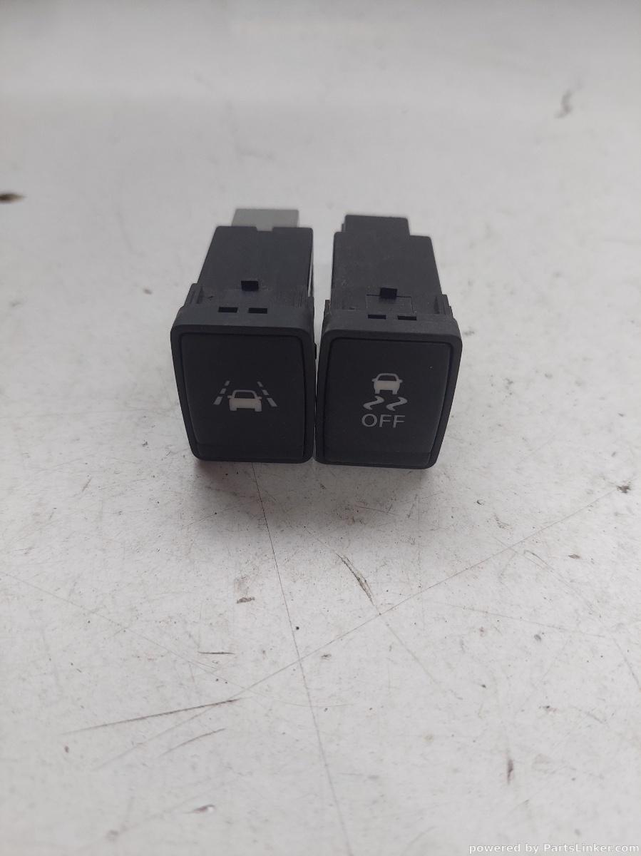 Butoane NISSAN QASHQAI II (J11, J11_) [ 2013 - > ] OEM F61104