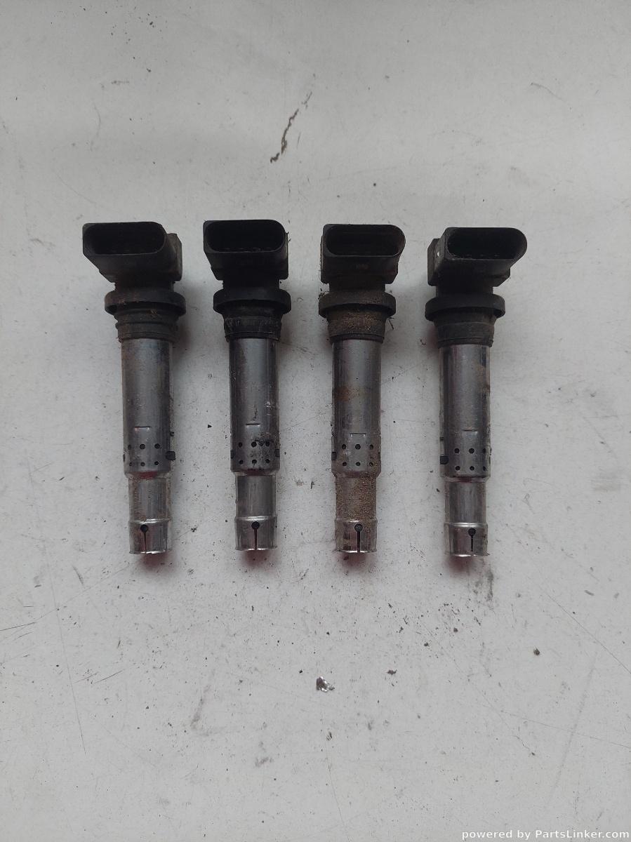 Bobina inductie VOLKSWAGEN POLO Saloon (9A4, 9A2, 9N2) [ 2002 - > ] OEM 036905715 – foto 2