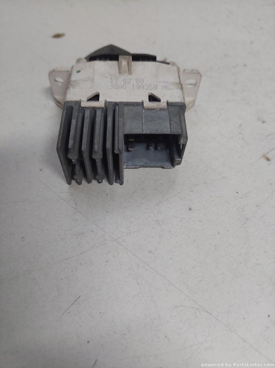 Buton avarie FORD FOCUS Saloon (DFW) [ 1999 - 2007 ] OEM 98ag13a350ae – foto 2