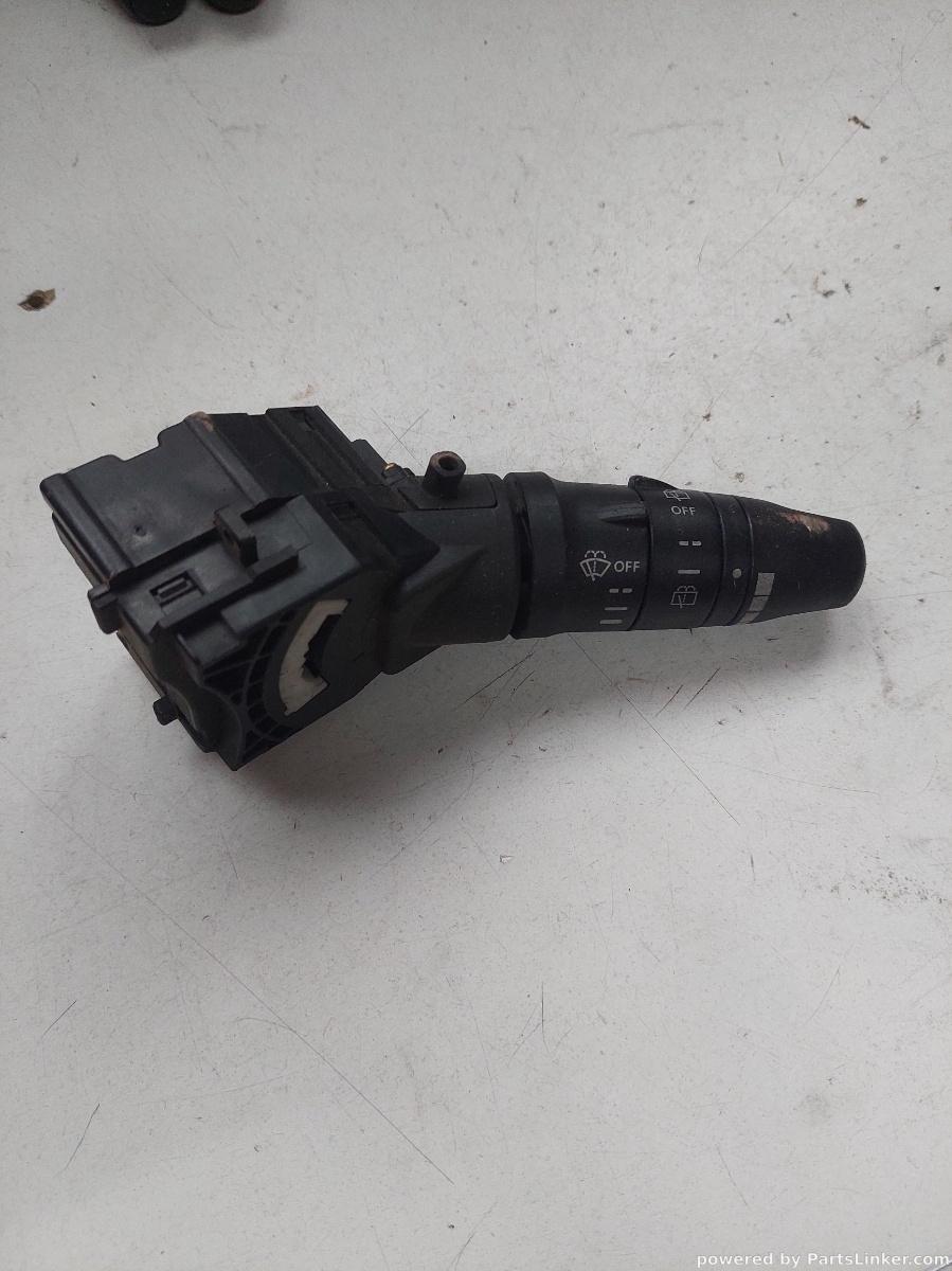Maneta stergatoare NISSAN X-TRAIL (T30) [ 2001 - 2013 ] OEM 252608h705