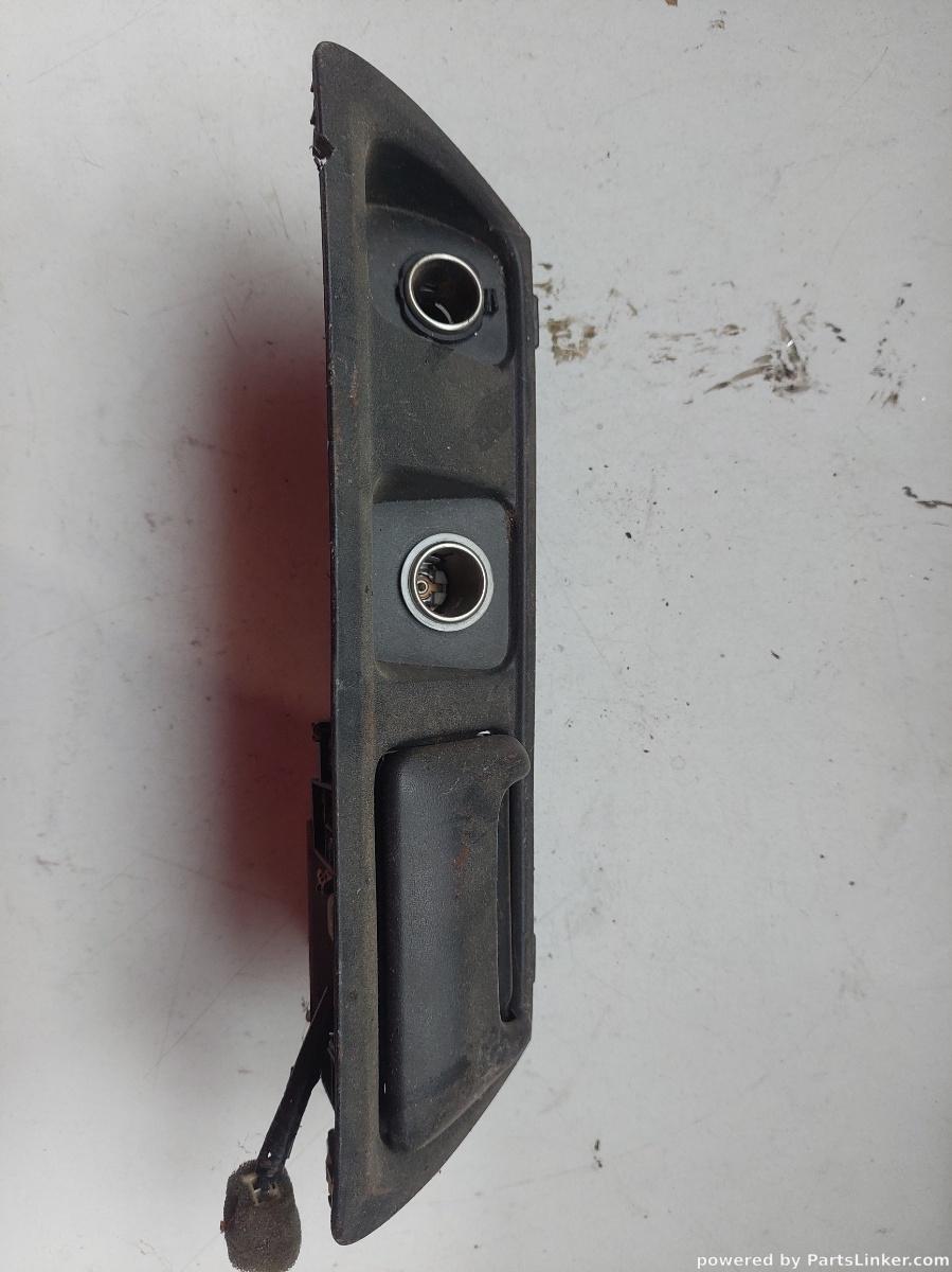 Scrumiera TOYOTA LAND CRUISER 100 FZJ1_, UZJ1_ 1998 - 2008 5541360160