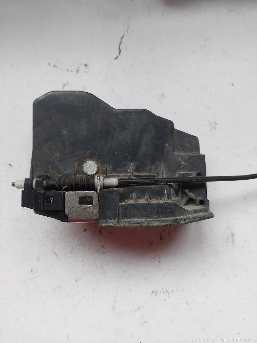 Broasca usa stanga spate BMW 5 (E60) [ 2001 - 2010 ] OEM 7154629
