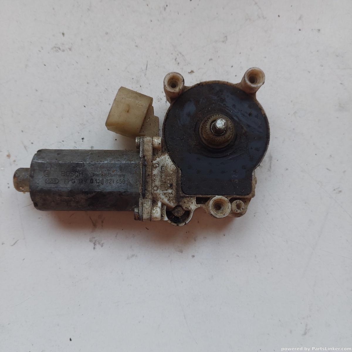 Motoras macara geam stanga fata BMW 5 (E60) [ 2001 - 2010 ] OEM 0130821459