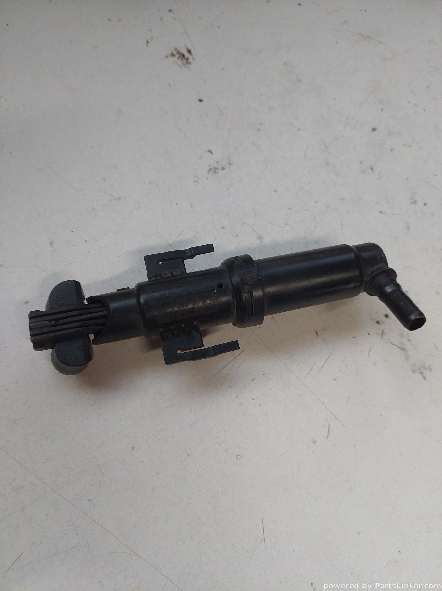 Spalator faruri stanga fata BMW 7 V (F01, F02, F03, F04) [ 2008 - 2015 ] OEM 1300390131