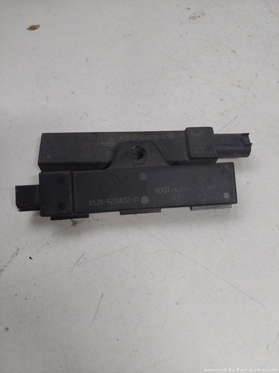 Modul antena BMW 7 V (F01, F02, F03, F04) [ 2008 - 2015 ] OEM 922083201
