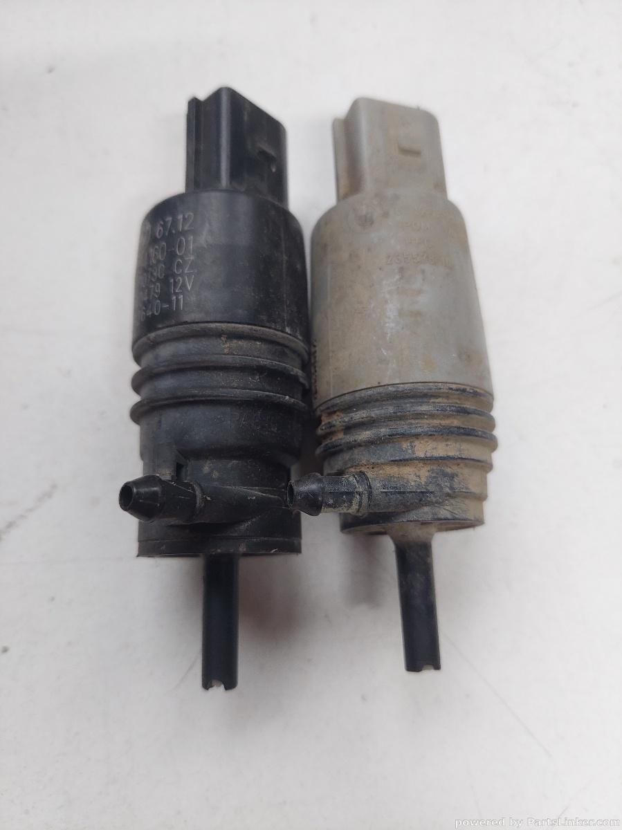 Pompita lichid parbriz BMW 7 V (F01, F02, F03, F04) [ 2008 - 2015 ] OEM 6934160
