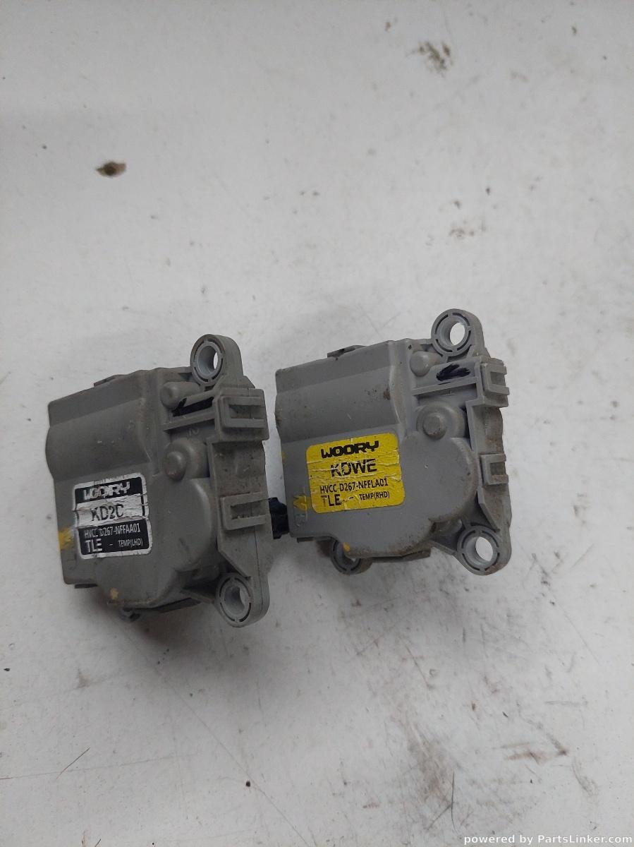 Motoras clapeta aeroterma HYUNDAI TUCSON III (TLE)  [ 2015 - > ] OEM D267nffaa01