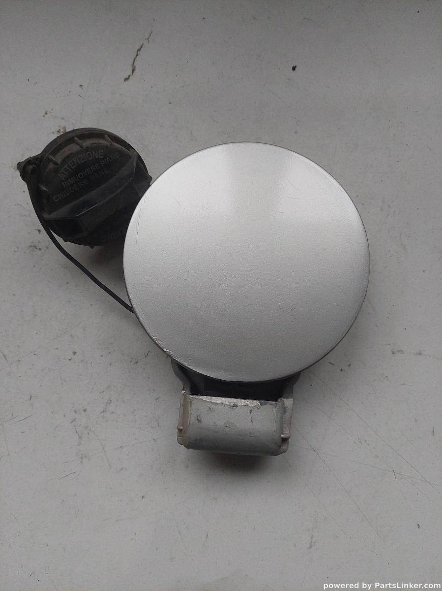 Capac rezervor HYUNDAI TUCSON (JM) [ 2004 - 2010 ] OEM 695102e000