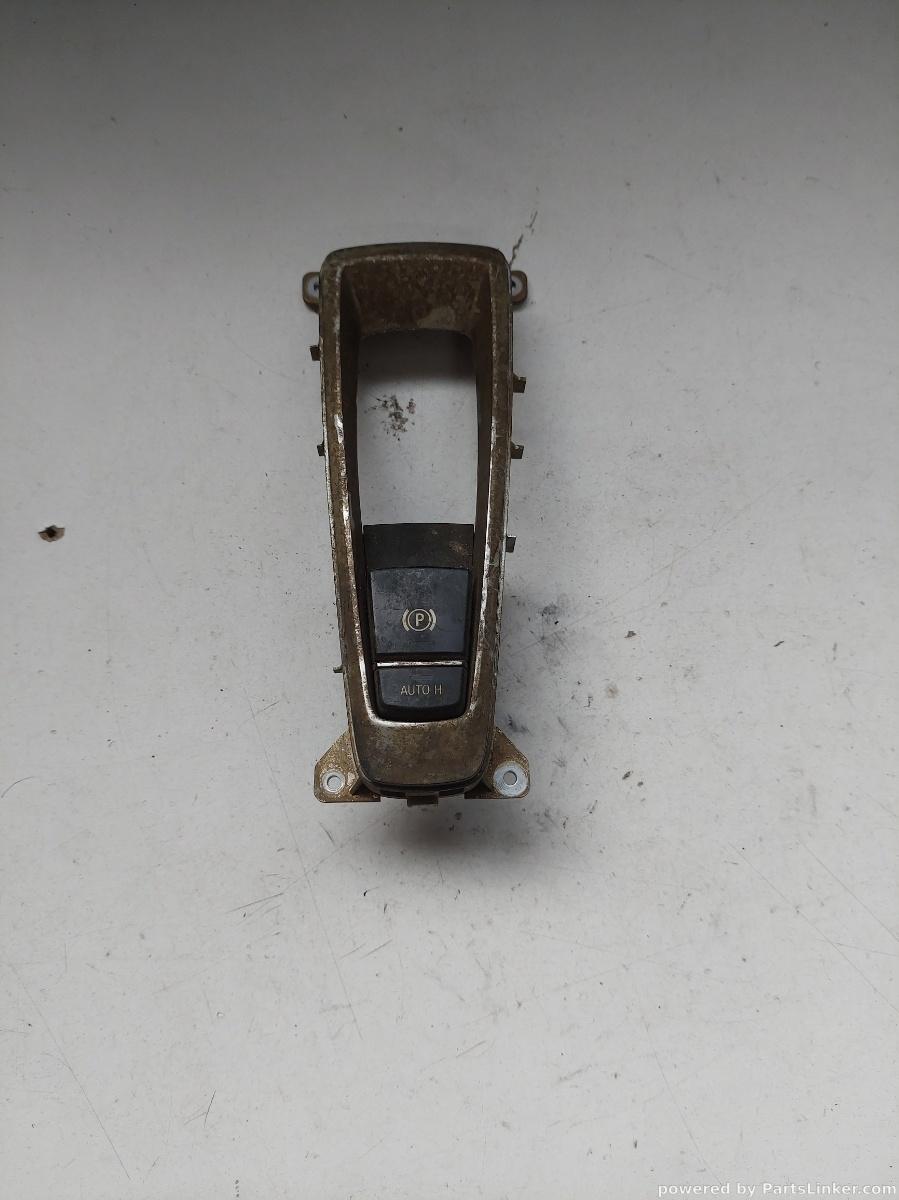 Buton frana de mana BMW X5 III (F15, F85) [ 2012 - 2018 ] OEM 9355232
