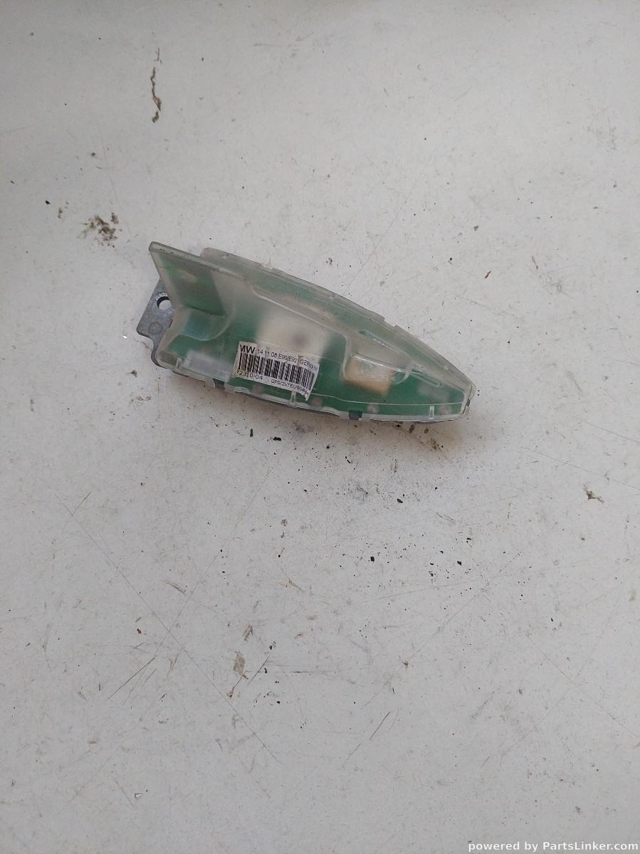 Antena BMW X5 III (F15, F85) [ 2012 - 2018 ] OEM 1682751