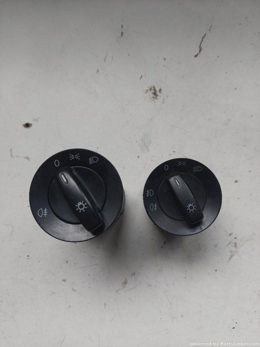 Reglaj faruri VOLKSWAGEN CADDY (6K9, 9E7, 9E9) [ 2002 - 2009 ] OEM 1t0941531M
