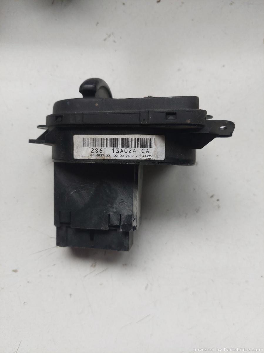 Reglaj faruri FORD FIESTA V (JH_, JD_) [ 2001 - 2010 ] OEM 04053700 – foto 2