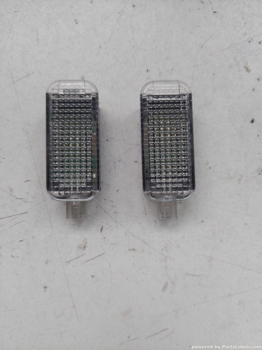 Lampa portiera  AUDI A8 III (4H2, 4H8, 4HC, 4HL) [ 2009 - 2018 ] OEM 094741 – foto 3