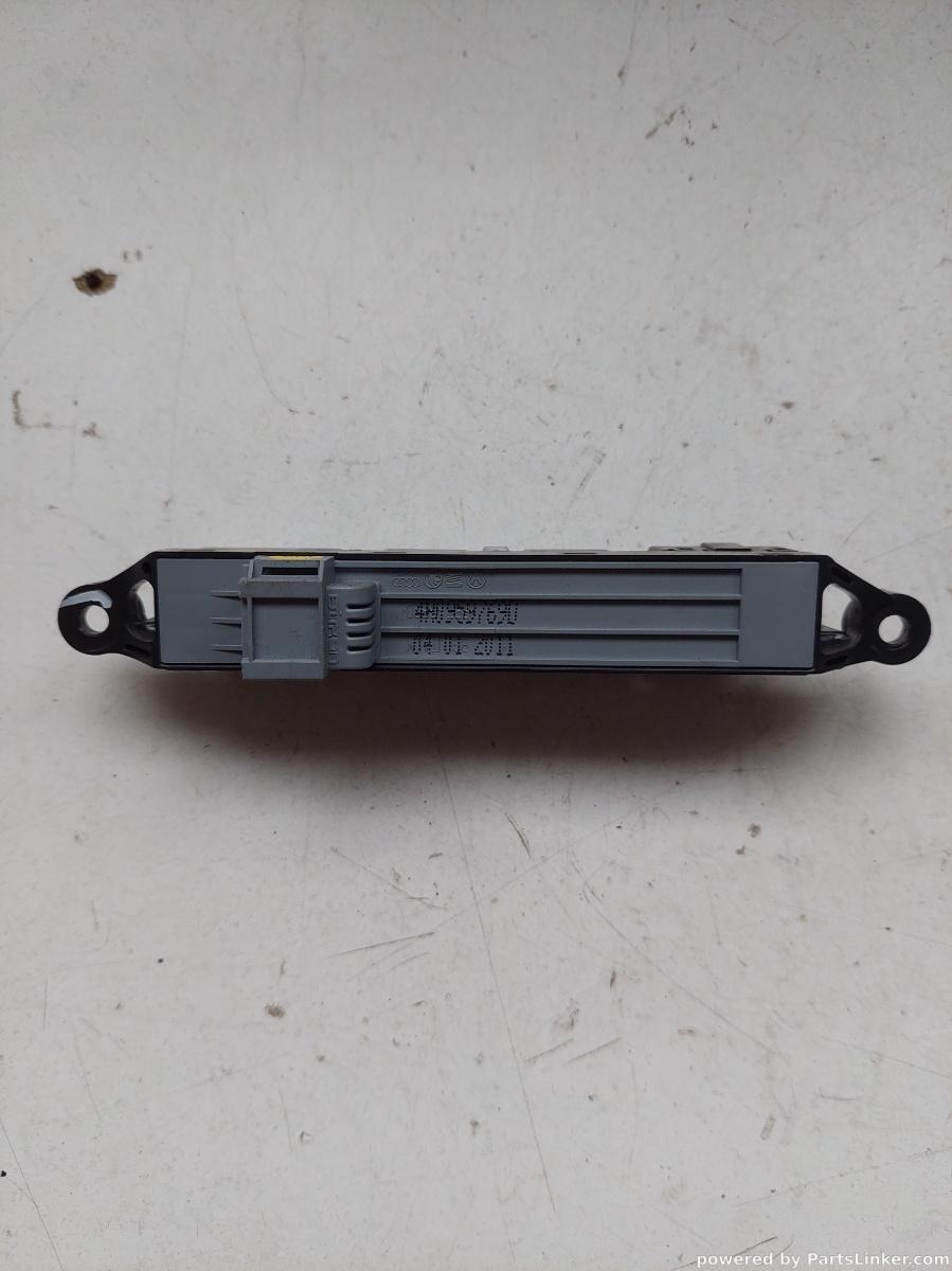 Reglaj scaun dreapta fata AUDI A8 III (4H2, 4H8, 4HC, 4HL) [ 2009 - 2018 ] OEM 4h09597690 – foto 2