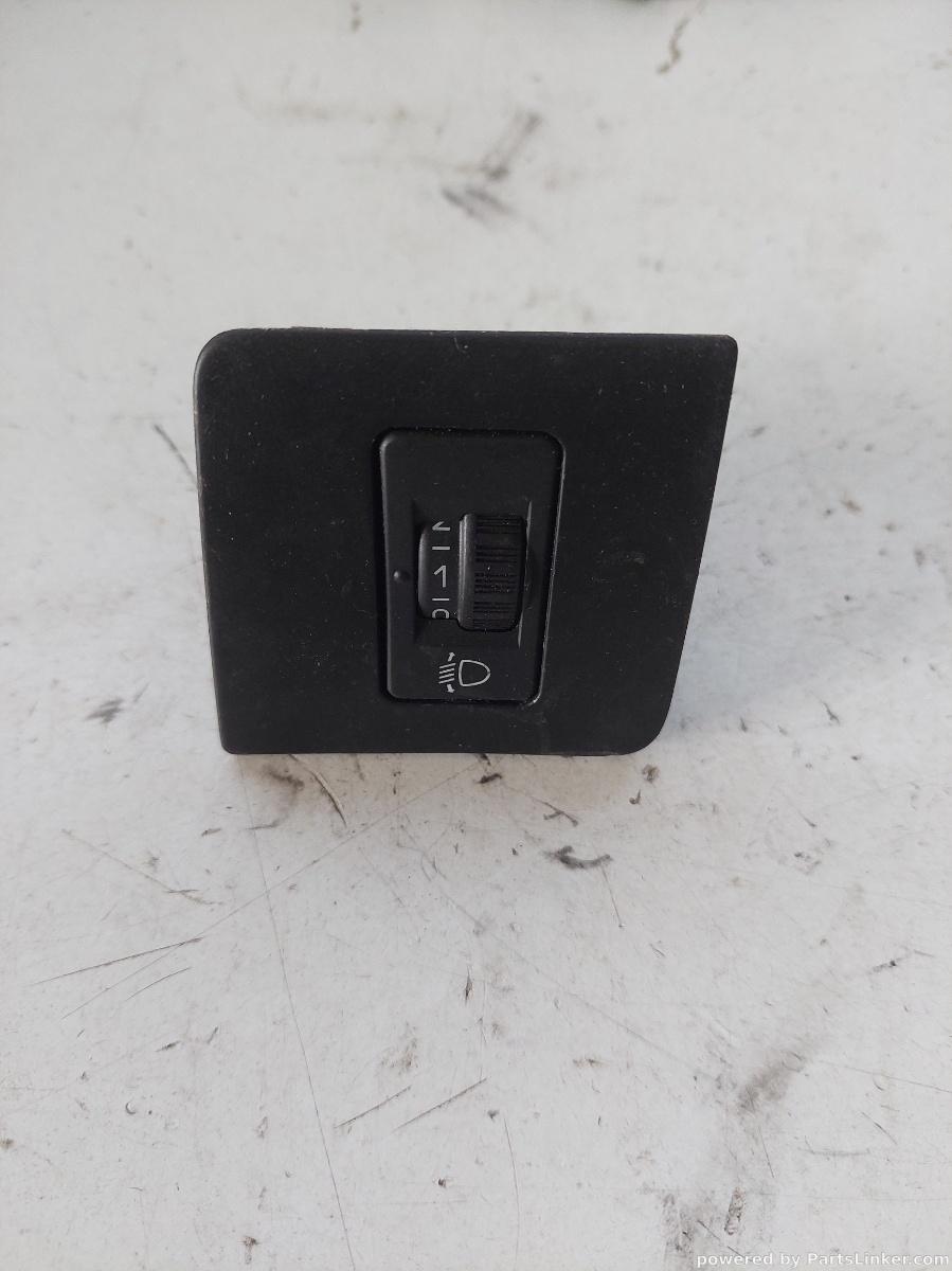 Buton reglaj faruri PEUGEOT 407 SW (6E_) [ 2004 - 2010 ] OEM 96384422xt