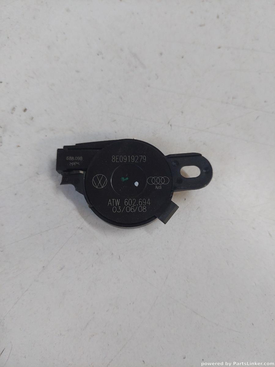 Difuzor Alarma AUDI A4 IV (8K2, B8) [ 2007 - 2015 ] OEM 8e0919279b