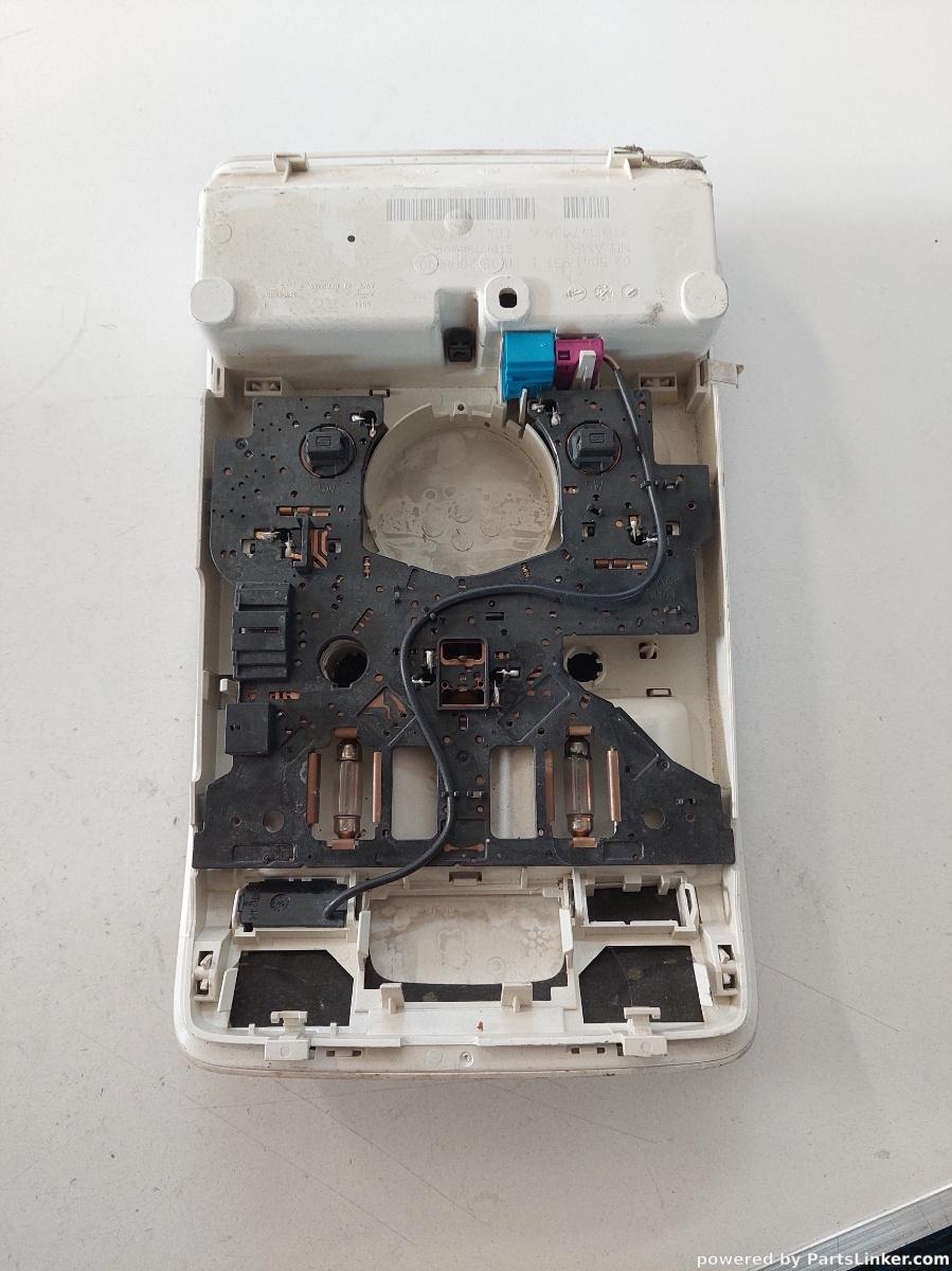Lumini plafon AUDI A4 IV (8K2, B8) [ 2007 - 2015 ] OEM 8t0947135a – foto 2
