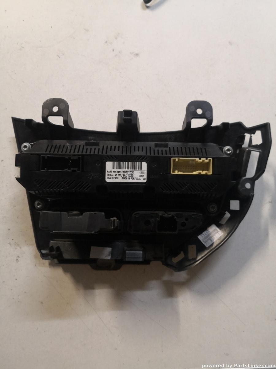 Climatronic FORD FOCUS 3 Saloon [ 2010 - > ] OEM 820081213 – foto 2
