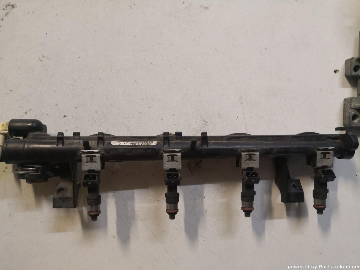 Rampa injectoare FORD FOCUS 3 1.6 benzina 92 KW cod PNDA – foto 3