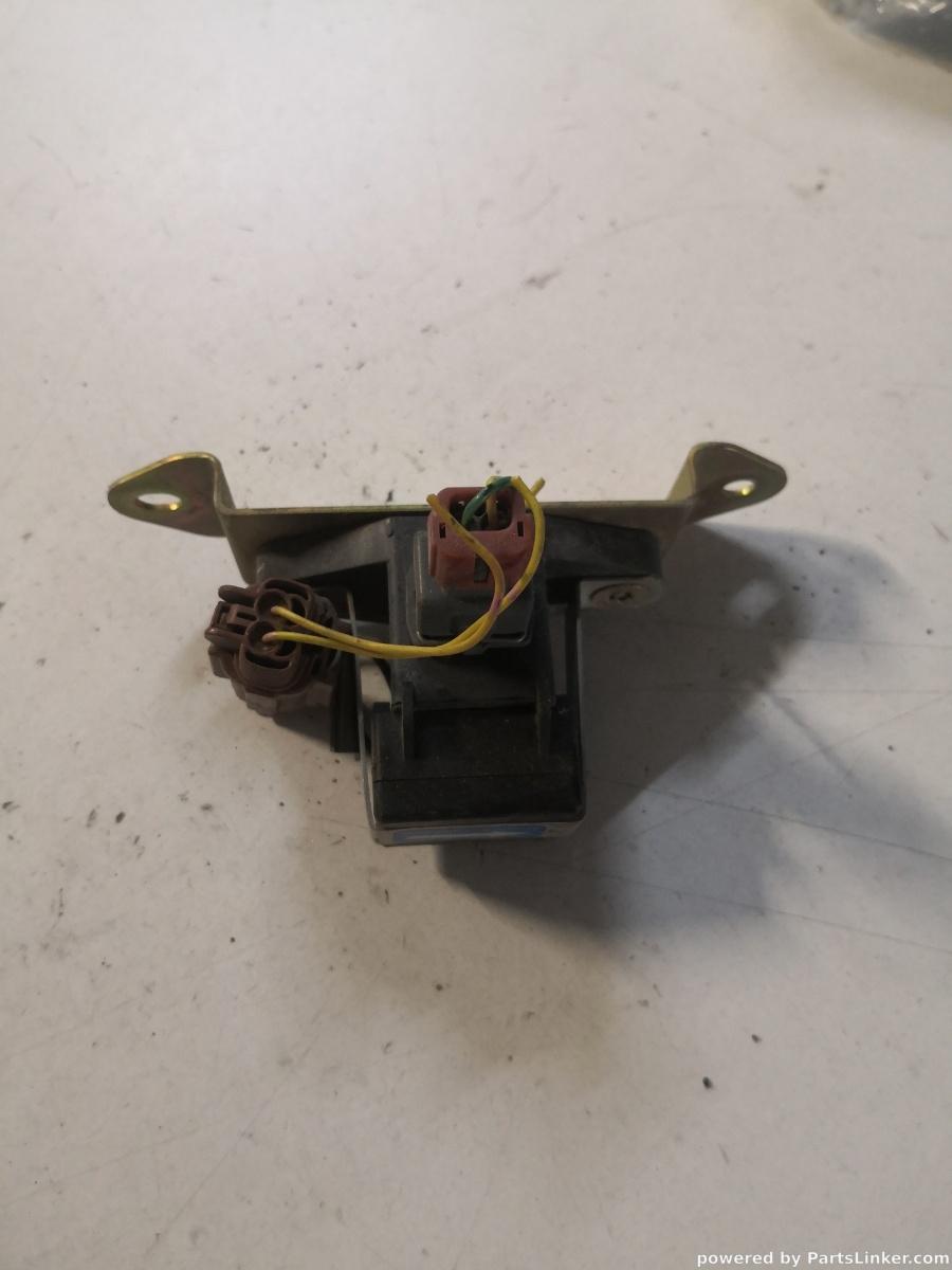 Senzor airbag NISSAN PATROL GR V Wagon (Y61) [ 1997 - > ] OEM 47930vb000