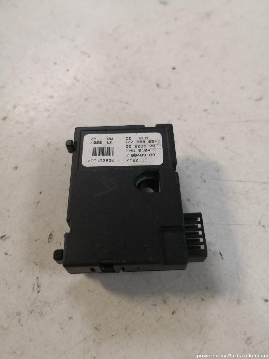 Senzor unghi  volan VOLKSWAGEN GOLF 5 (1K1) [ 2003 - 2009 ] OEM 1k0959654
