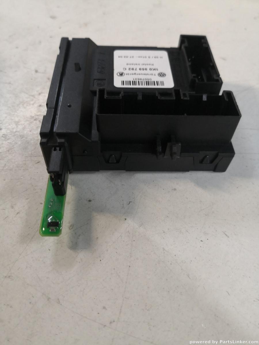 Modul macara geam dreapta fata VOLKSWAGEN GOLF 5 (1K1) [ 2003 - 2009 ] OEM 1k0959792c – foto 2
