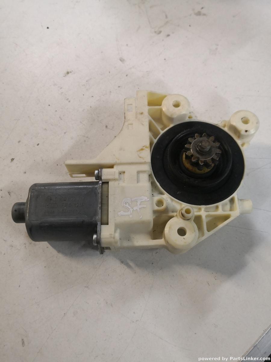 Motoras macara geam stanga fata FORD FOCUS 2 Estate (DA_, FFS, DS) [ 2004 - 2012 ] OEM 0130822217