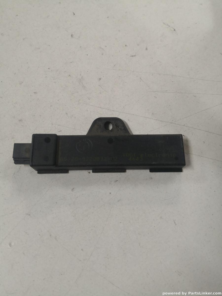 Amplificator antena BMW 5 (F10) [ 2009 - 2016 ] OEM 9220832