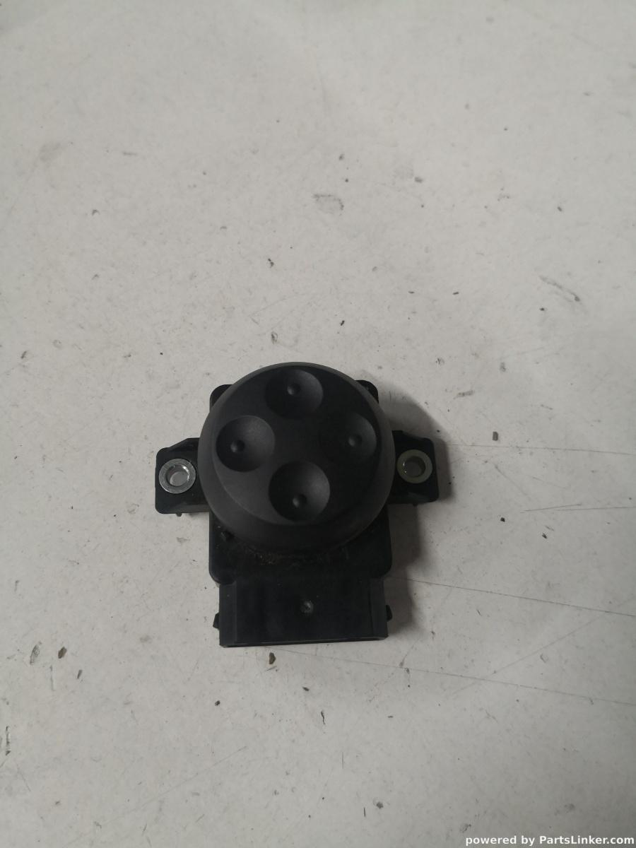 Buton reglaj scaun dreapta fata VOLKSWAGEN TIGUAN 5N_ 2007 - > 8e0959777b