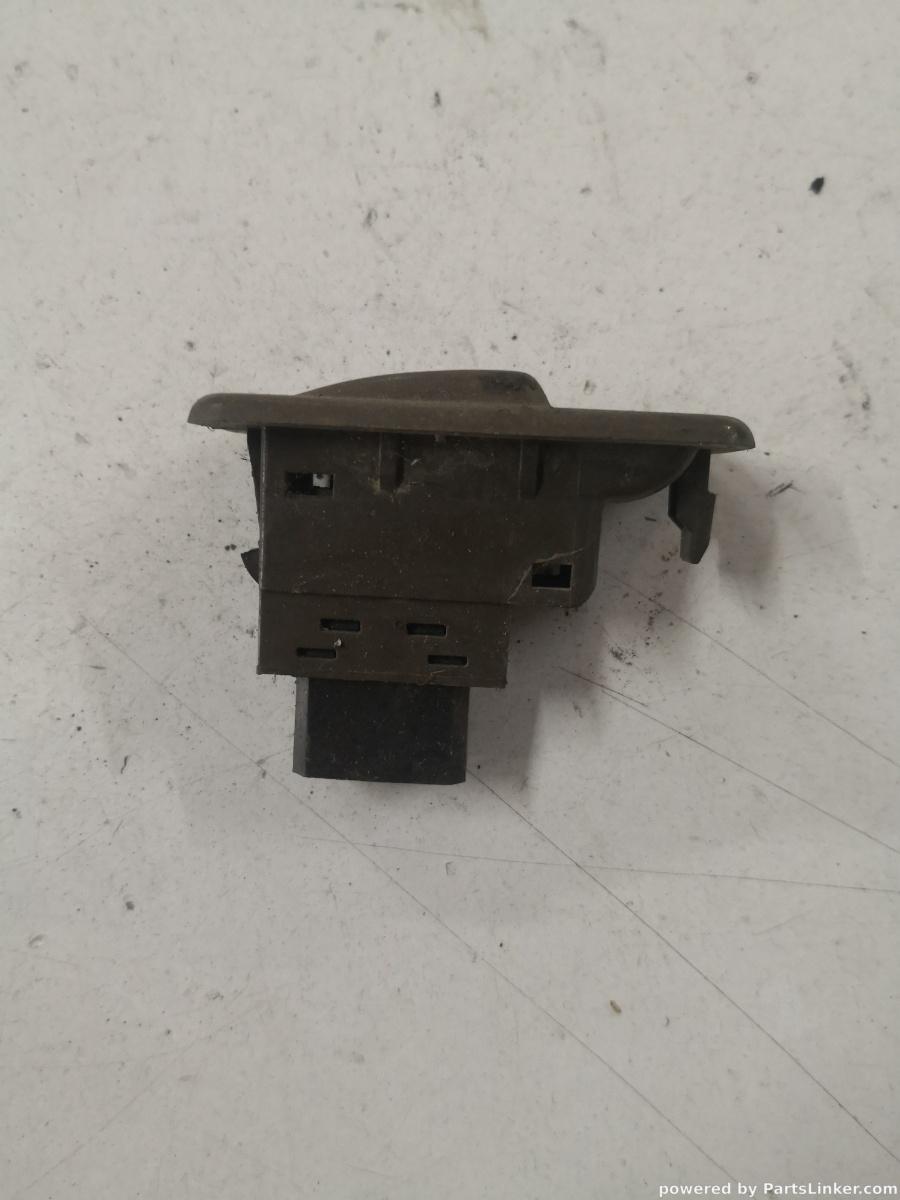 Buton geam electric dreapta fata MITSUBISHI PAJERO II (V3_W, V2_W, V4_W) [ 1990 - 2001 ] – foto 2