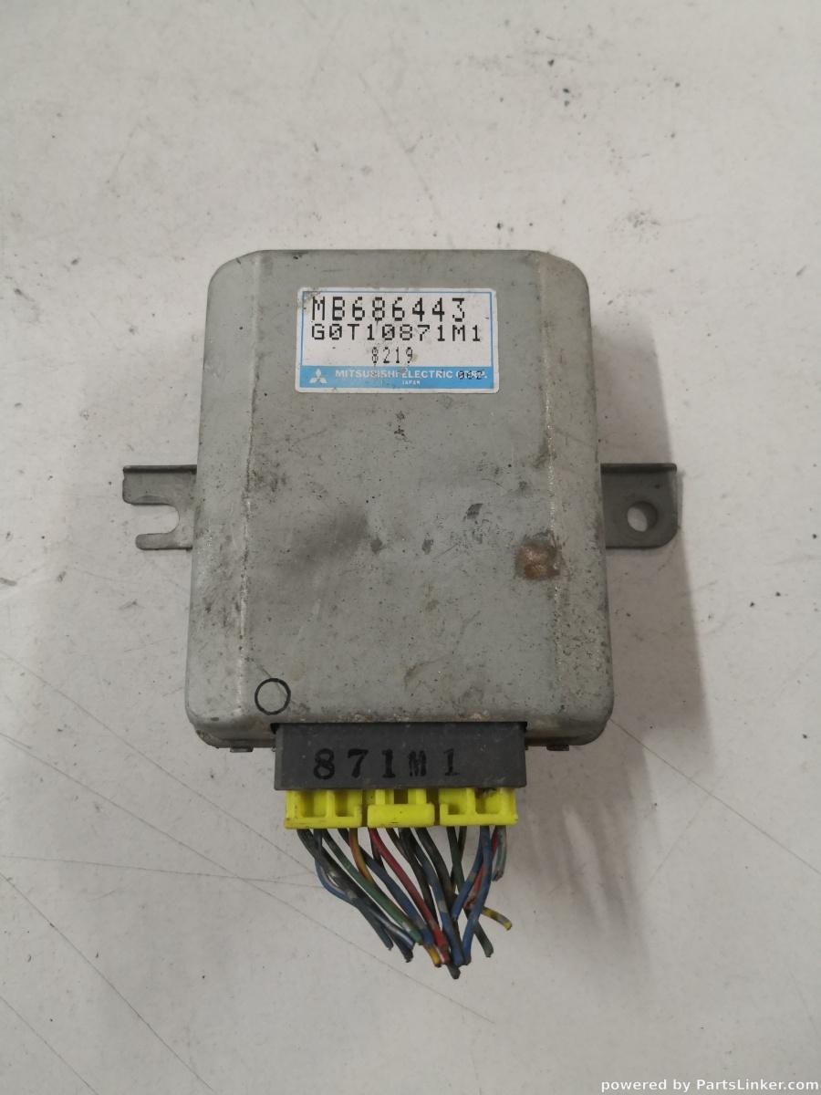 Calculator airbag MITSUBISHI PAJERO II (V3_W, V2_W, V4_W) [ 1990 - 2001 ] OEM Mb686443
