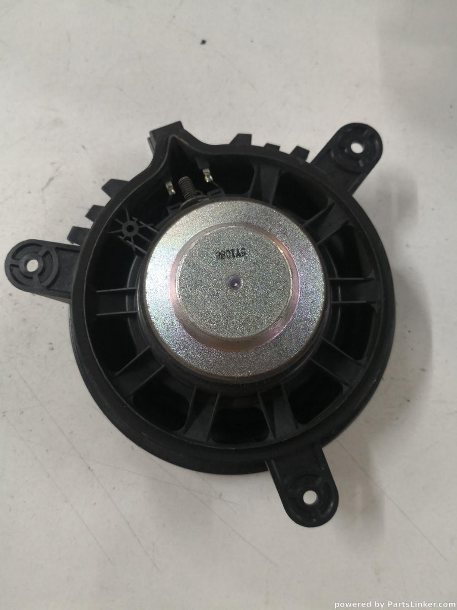 Boxa auto VOLVO V40 Hatchback (525, 526) [ 2012 - > ] OEM 30657445 – foto 2