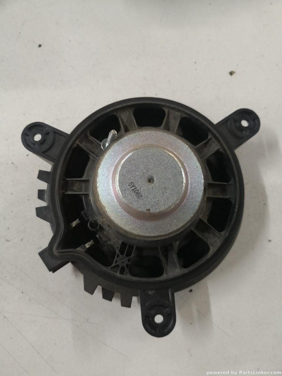 Boxa auto VOLVO V40 Hatchback (525, 526) [ 2012 - > ] OEM 30657445 – foto 2
