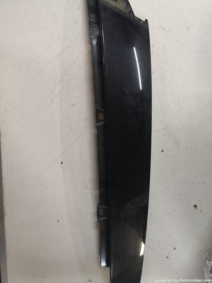 Ornamente dreapta fata VOLVO V40 Hatchback (525, 526) [ 2012 - > ] OEM 31463560