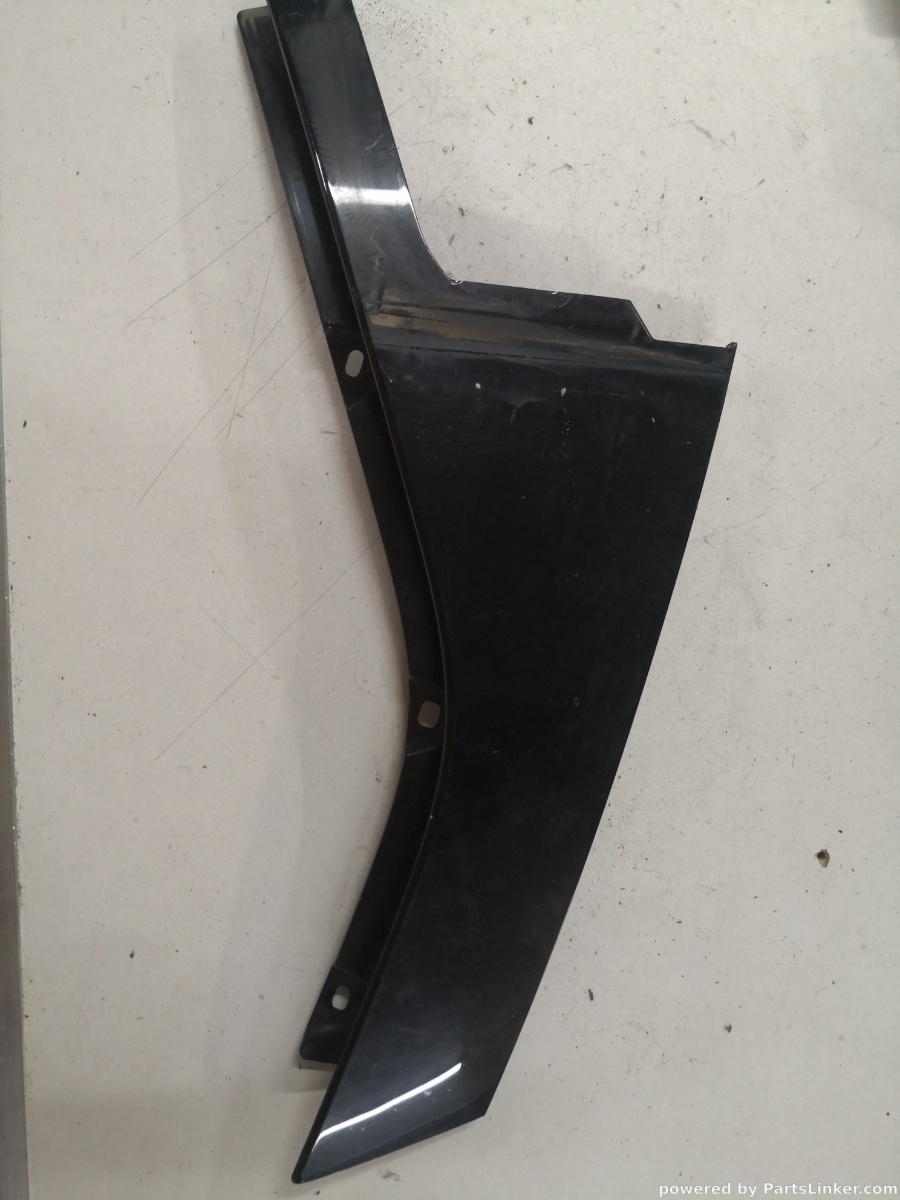 Ornamente dreapta spate VOLVO V40 Hatchback (525, 526) [ 2012 - > ] OEM 31391188