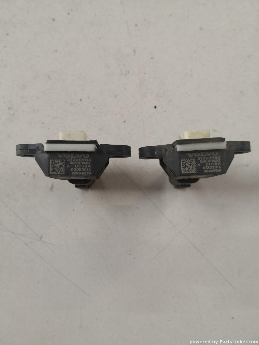 Senzor impact airbag VOLVO V40 Hatchback (525, 526) [ 2012 - > ] OEM 31360986 – foto 2