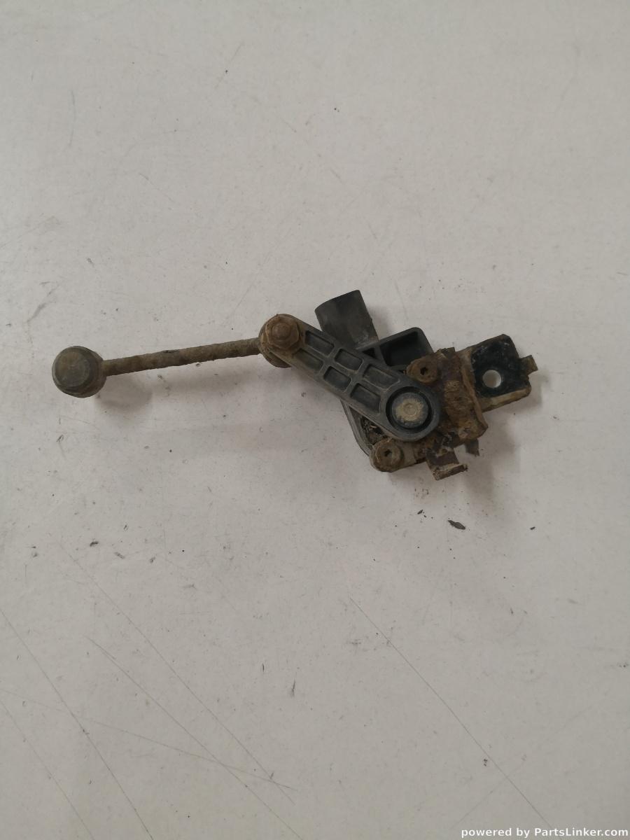 Reglaj faruri nivel VOLKSWAGEN TOURAN (1T1, 1T2) [ 2003 - 2010 ] – foto 2