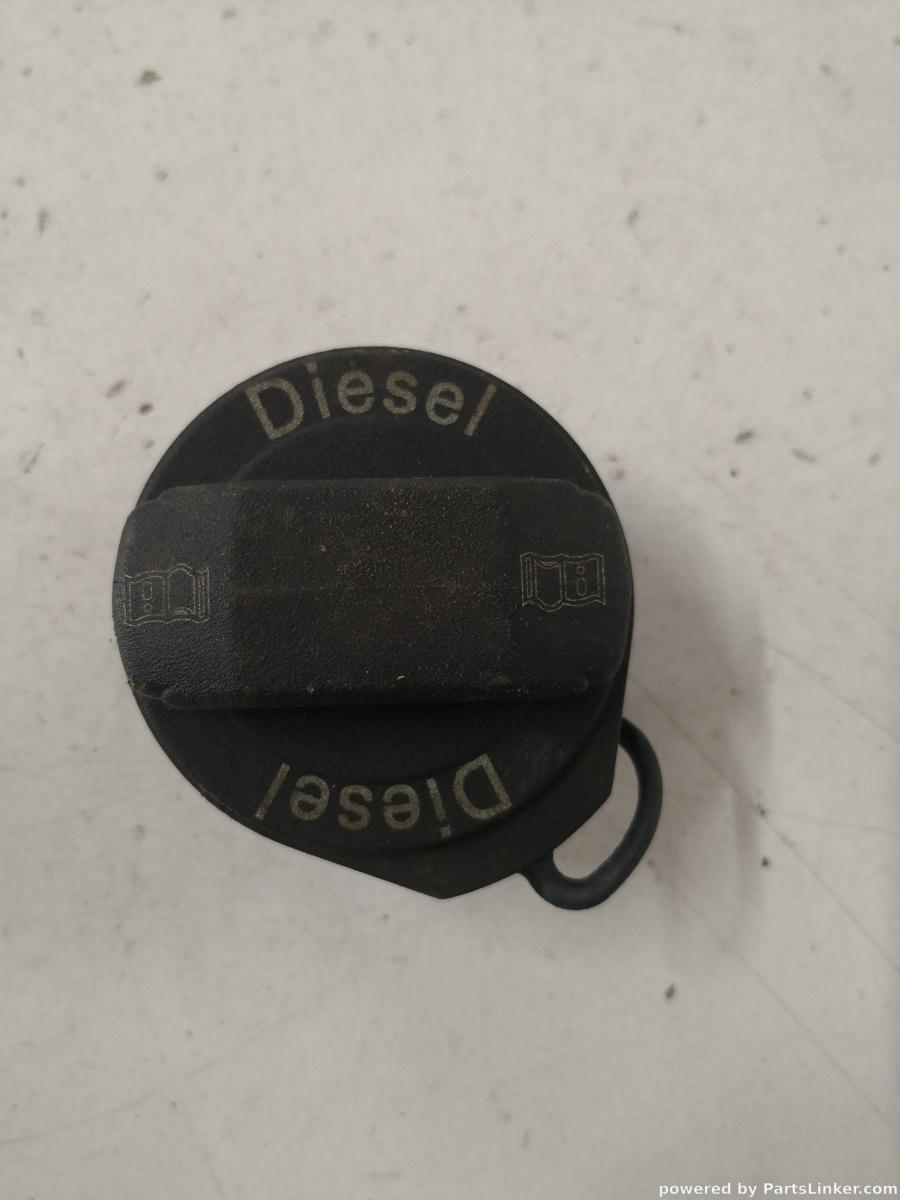 Buson umplere ulei VOLKSWAGEN TOURAN (1T1, 1T2) 1J0201553S [ 2003 - 2010 ]