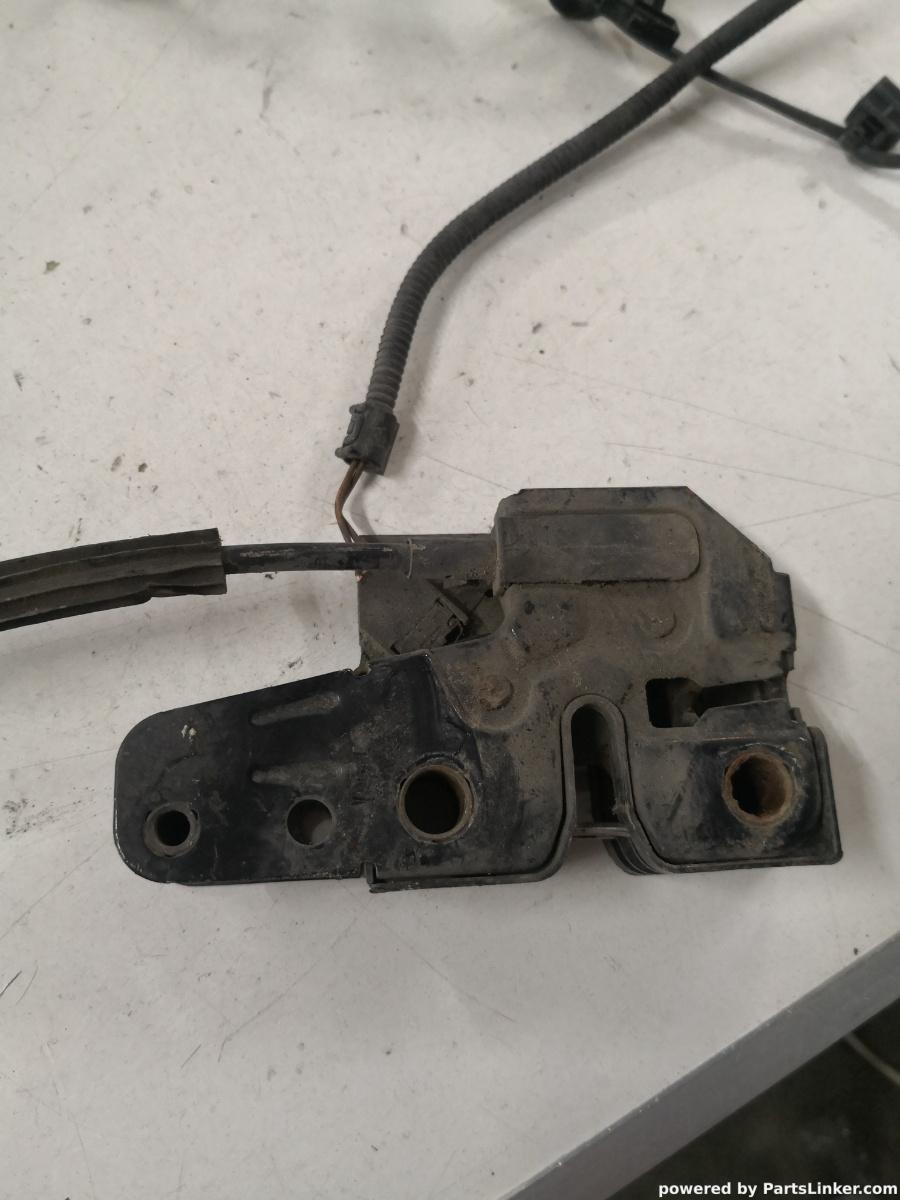 Broasca capota VOLKSWAGEN TOURAN (1T1, 1T2) [ 2003 - 2010 ]