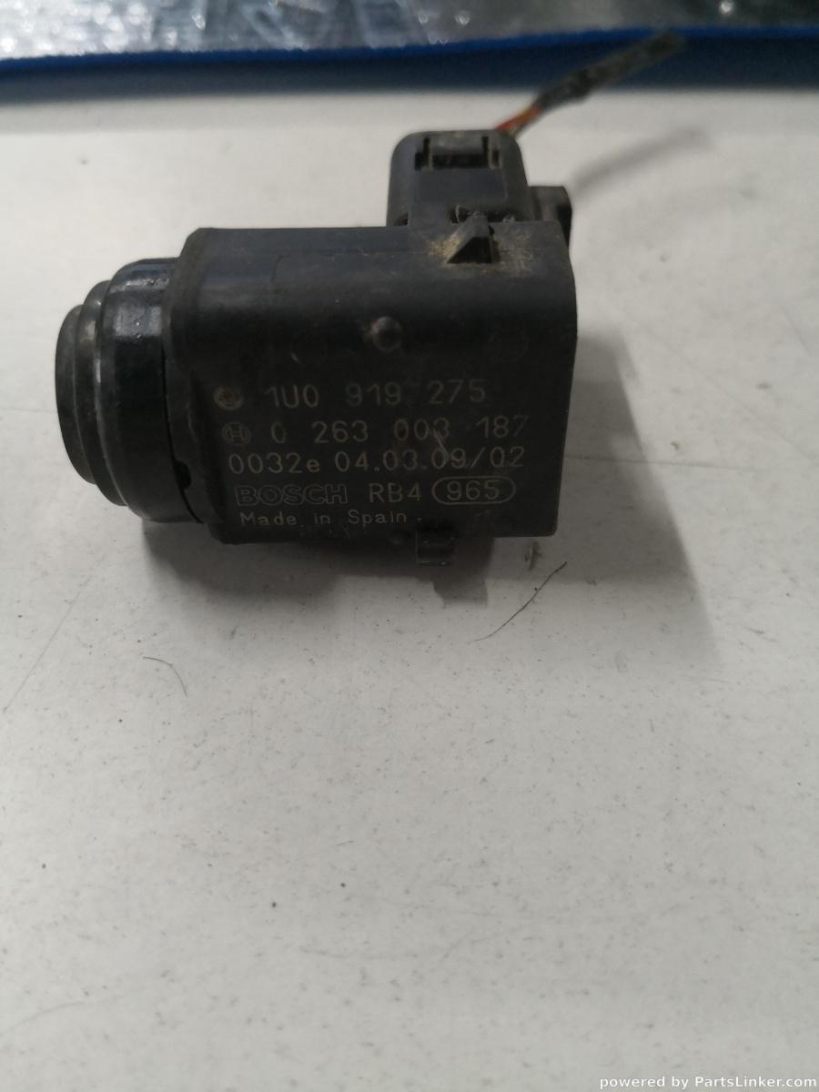 Senzor parcare VOLKSWAGEN GOLF V (1K1) [ 2003 - 2009 ] OEM 1u0919275