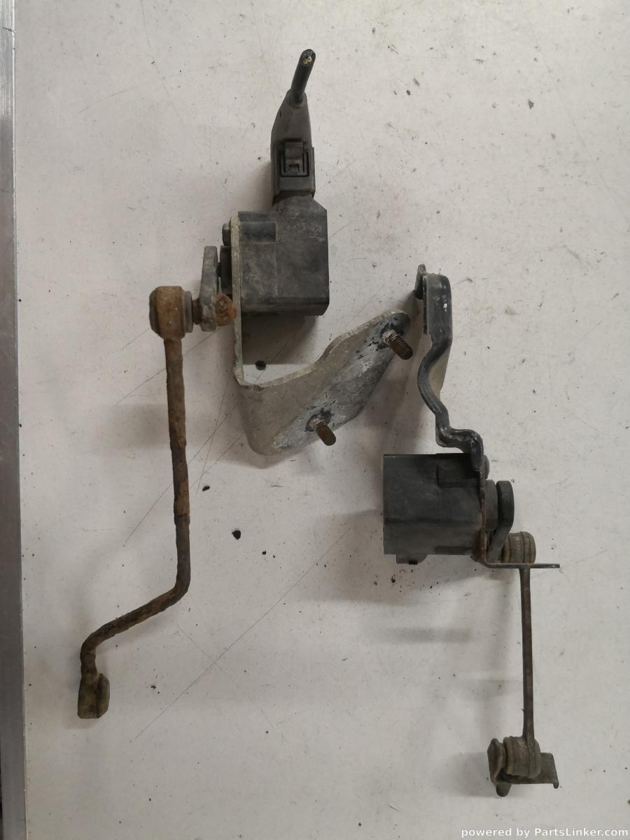 Senzor balast xenon stanga fata MERCEDES-BENZ S-CLASS II (W221, C215) [ 2005 - 2013 ] OEM A0105427717