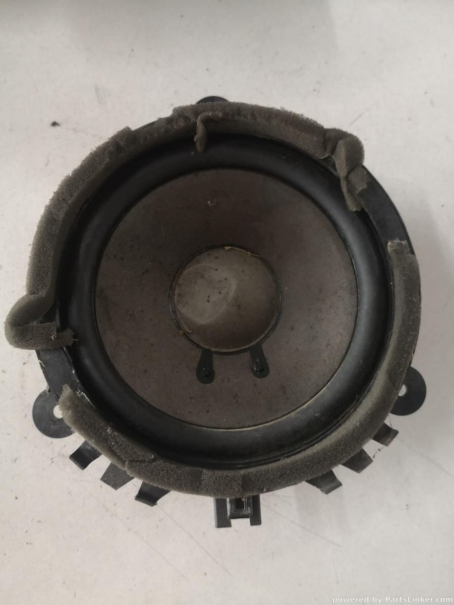 Boxa auto stanga spate VOLVO XC60 (156) [ 2008 - > ] OEM 30657445