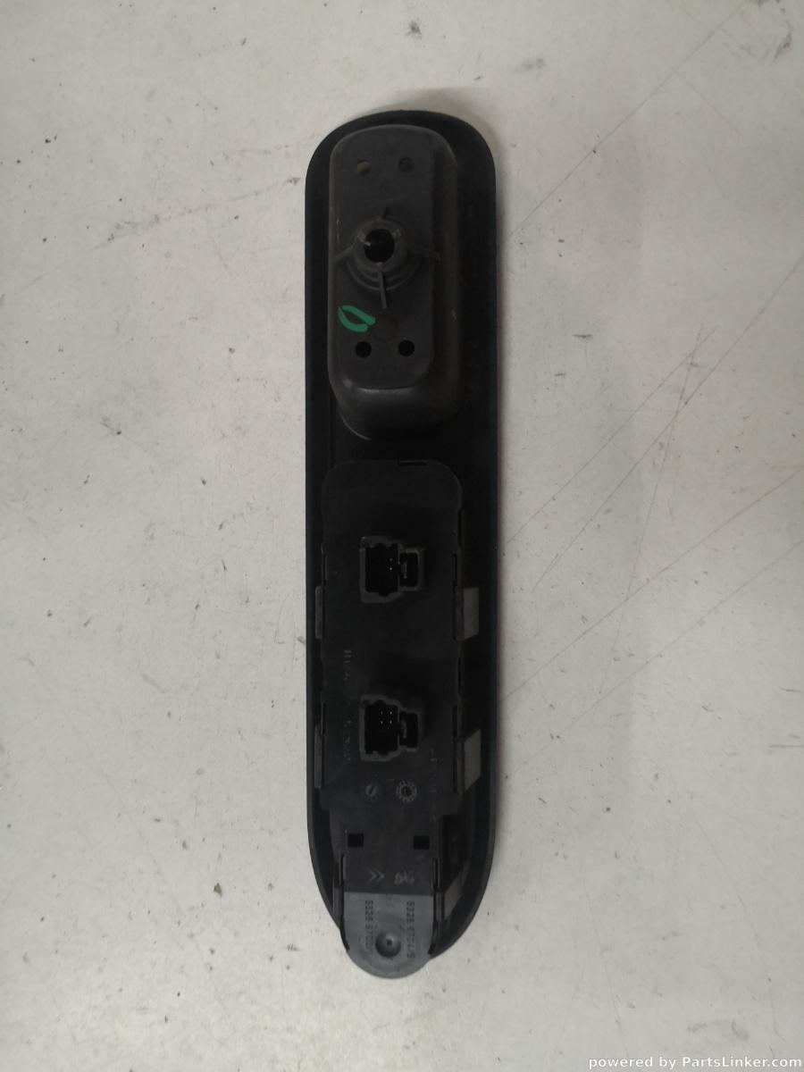 Butoane geamuri electrice stanga fata PEUGEOT 407 (6D_) [ 2004 - > ] OEM 532697045 – foto 2