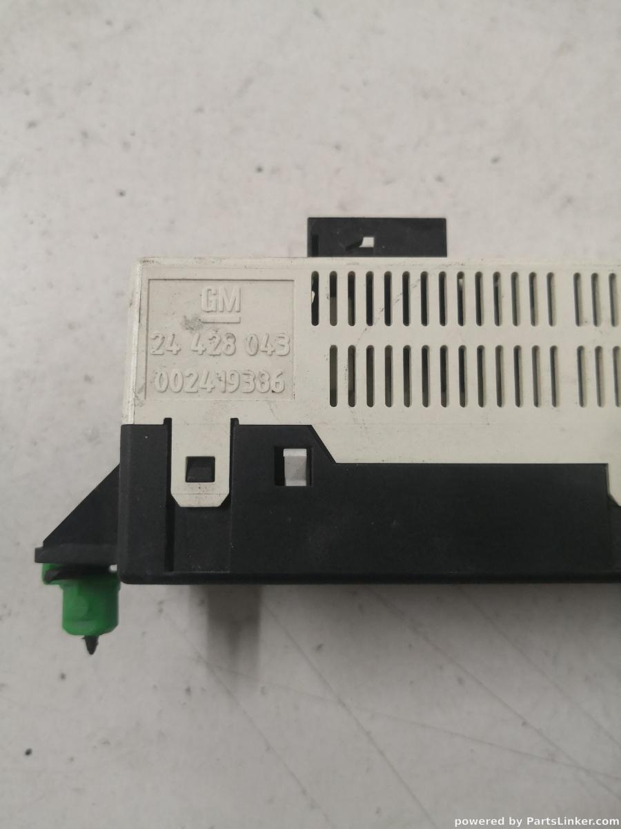 Display OPEL CORSA C (F08, F68, X01) [ 2000 - 2009 ] OEM 24428043 – foto 2