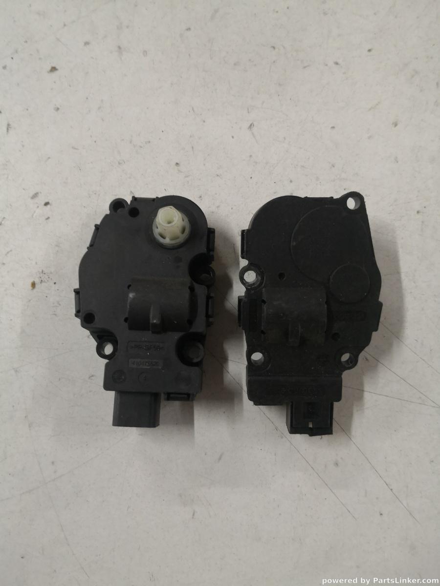 Motoras clapeta aeroterma MERCEDES-BENZ S-CLASS II (W221, C215) [ 2005 - 2013 ] OEM 410475520
