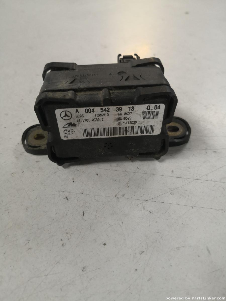 Senzor acceleratie  MERCEDES-BENZ S-CLASS II (W221, C215) [ 2005 - 2013 ] OEM A0045423918