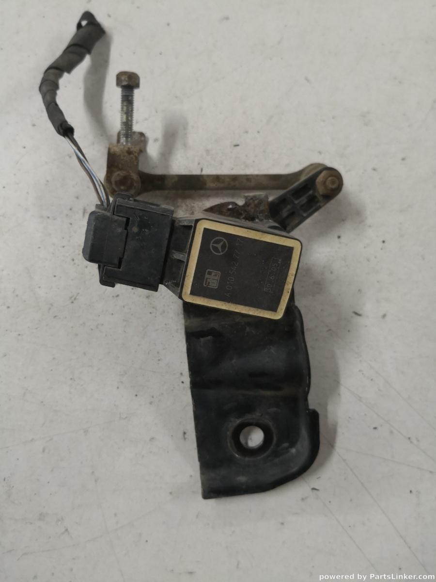 Senzor balast xenon dreapta fata MERCEDES-BENZ S-CLASS II (W221, C215) [ 2005 - 2013 ] OEM A0105427717
