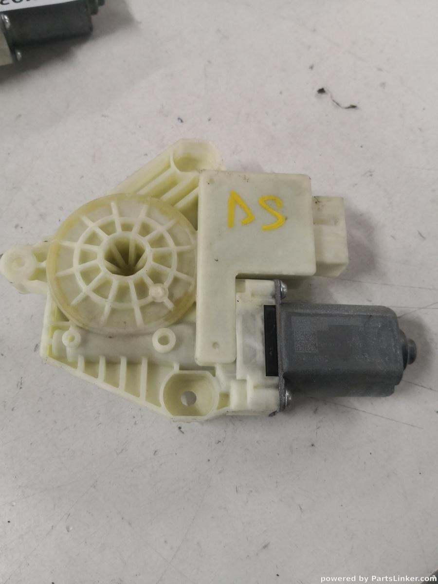 Motoras macara geam dreapta spate SKODA RAPID II (NH3) [ 2012 - > ] OEM 5ja959812g